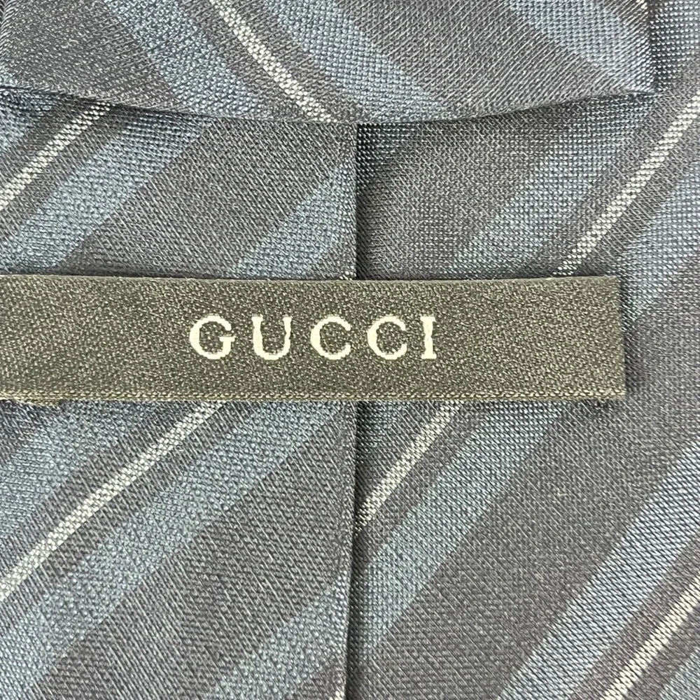 Gucci men silk